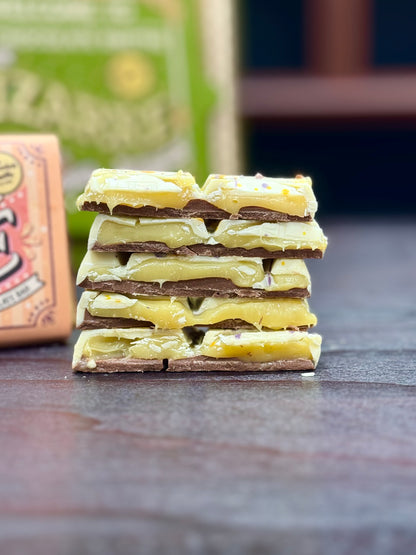 Wonky passionfruit Martini Chocolate Bar 145g