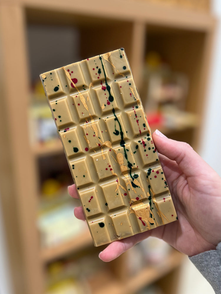 Christmas Market Spiced Caramel and Pretzel Bizarre Bar 100g