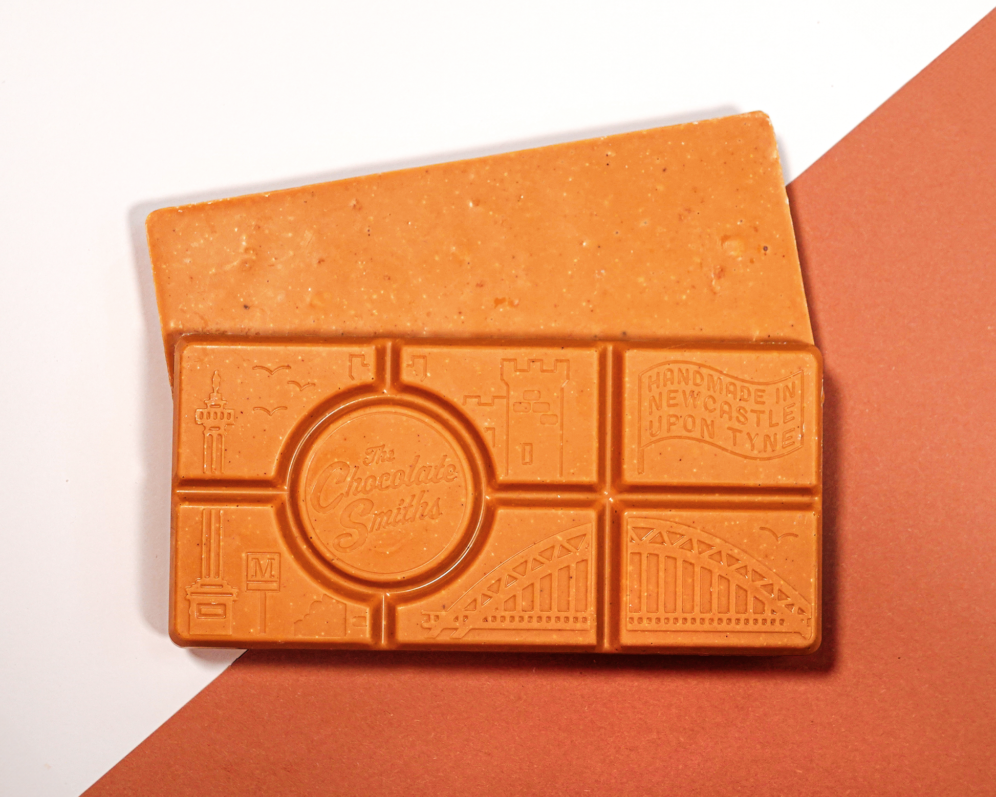 Nana's Biscuit Tin Bar 145g – The Chocolate Smiths Nana's Biscuit Tin Bar 145g – The Chocolate Smiths